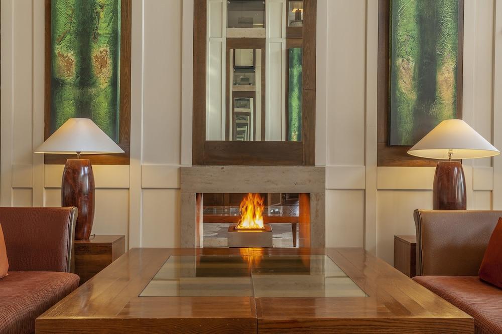 The Brehon Hotel & Spa Cill Airne Exteriör bild