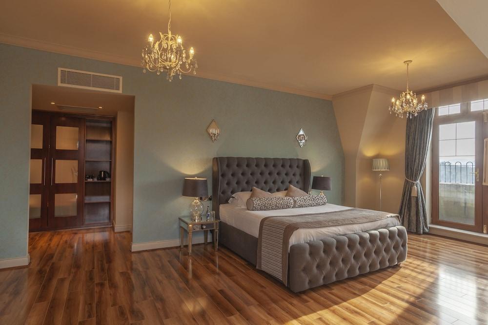 The Brehon Hotel & Spa Cill Airne Exteriör bild