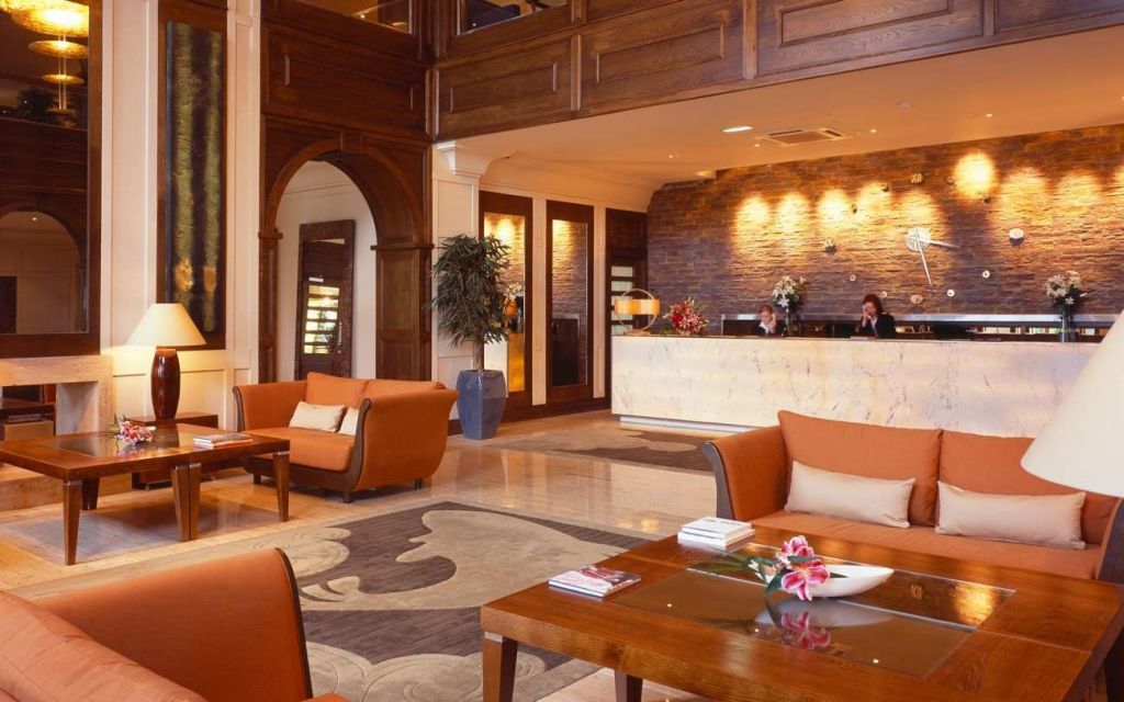 The Brehon Hotel & Spa Cill Airne Exteriör bild
